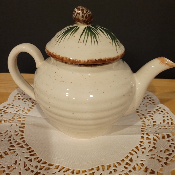 Vintage Ceramic Pine Cone Teapot - Picture 3 of 8